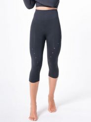 Anaissa Legginsy funkcyjne w kolorze czarnym rozmiar: S/M. Czarne legginsy damskie Anaissa, m, bez wzorów, z materiału. Za 100.75 zł.