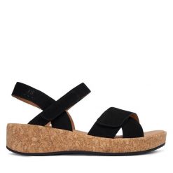 Sandały Josef Seibel. Czarne sandały damskie Josef Seibel, bez wzorów, bez obcasa, na koturnie. Za 439.99 zł.