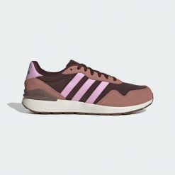 Buty Run 60s 4.0. Brązowe obuwie do biegania damskie Adidas. Za 305.15 zł.