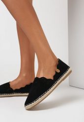 Czarne Espadryle Undefeatability. Czarne espadryle damskie Born2be, bez wzorów, z jeansu, bez obcasa, na płaskiej podeszwie. Za 69.99 zł.
