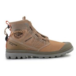 Buty Palladium Pampa Travel Lite 77039-274-M Desert brązowe. Brązowe buty sportowe na co dzień męskie z nylonu, bez zapięcia. Za 679.87 zł.