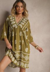 Ciemnozielona Sukienka z Wiskozy w Stylu Boho Virisna. Zielone sukienki damskie Renee, na imprezę, na lato, l, z aplikacjami, z wiskozy, boho, bez kołnierzyka, bez ramiączek, midi. W wyprzedaży za 52.49 zł.