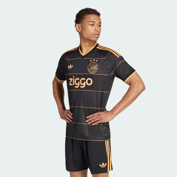 Koszulka Ajax Amsterdam 26/27 Away. Czarne t-shirty sportowe męskie Adidas, xl, z dzianiny, bez ramiączek, do piłki nożnej, climacool (adidas). Za 439.00 zł.