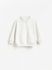 Bluza ze stójką - jasnoszary. Szare bluzy i bluzki niemowlęce Reserved, bez wzorów, z bawełny, bez ramiączek, bez kaptura. Za 55.99 zł.