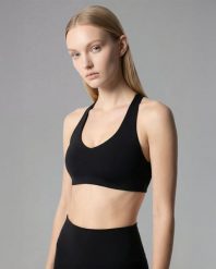 Biustonosz sportowy Racer Softform™ - Czarny. Czarne biustonosze sportowe damskie JOY STUDIO, bez wzorów, z materiału. Za 142.00 zł.