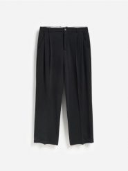 Spodnie loose fit z kantem - ciemnoszary. Szare spodnie materiałowe męskie Reserved, bez wzorów, z dzianiny. Za 139.99 zł.