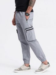 Spodnie męskie JOGGERY z odstającymi i zapinanymi kieszeniami cargo - jasnoszare V8 OM-PAJO-0135 - XXL. Szare spodnie materiałowe męskie Ombre Clothing, bez wzorów, z bawełny, wizytowe. Za 113.99 zł.