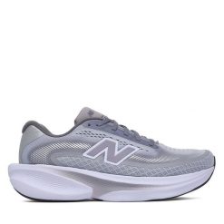 Buty do biegania New Balance. Fioletowe obuwie do biegania damskie New Balance. Za 669.99 zł.