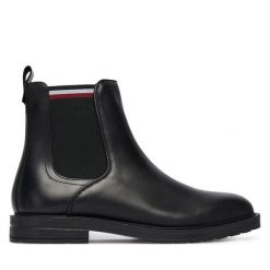 Botki Tommy Hilfiger. Czarne buty zimowe męskie Tommy Hilfiger, bez zapięcia. Za 599.99 zł.