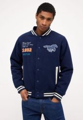 MUSTANG Rigby MĘSKA KURTKA Z NADRUKAMI Dress Blues 1014779 5334. Kurtki męskie Mustang, na zimę, m, bez wzorów, bez kaptura. Za 359.99 zł.