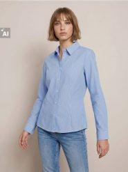 Bawełniana koszula slim fit - wielobarwny. Koszule damskie Sinsay, l, bez wzorów, z bawełny, bez kołnierzyka, bez ramiączek. Za 39.99 zł.