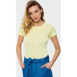 Top z ozdobną lamówką. Topy damskie Greenpoint, bez wzorów, z bawełny, bez kołnierzyka. Za 19.99 zł.