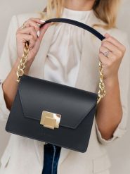 Lia Biassoni Skórzana torebka "Roglio" w kolorze czarnym - 23 x 17 x 11 cm rozmiar: onesize. Czarne torebki klasyczne damskie Lia Biassoni, bez wzorów, z materiału, bez dodatków. Za 304.99 zł.