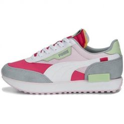 Buty do chodzenia damskie Puma Future Rider Play ON. Czerwone obuwie do biegania damskie Puma. Za 541.00 zł.