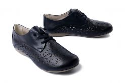 JOSEF SEIBEL 87283 971 530 Fiona 83 ocean, półbuty damskie. Niebieskie półbuty damskie Josef Seibel, bez wzorów, bez obcasa. Za 399.90 zł.