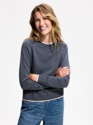 Sweter z kontrastową lamówką - ciemnoszary. Szare swetry klasyczne damskie Reserved, l, z dzianiny, bez kołnierzyka. Za 99.99 zł.