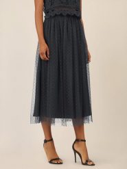 APART Spódnica w kolorze czarnym rozmiar: 42. Czarne spódniczki damskie Apart, bez wzorów, z tiulu, z podwyższonym stanem, maxi. Za 208.36 zł.