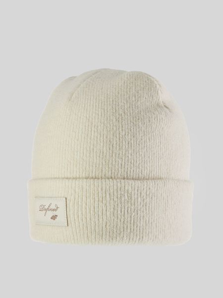 4F Czapka zimowa damska - kremowa Uniwersalny. Białe czapki zimowe damskie 4f, z dzianiny. Za 49.99 zł.