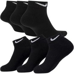 Skarpetki treningowe Nike Dri-fit SX7670-010 3 pack. Czarne skarpetki damskie Nike, bez wzorów. Za 39.90 zł.