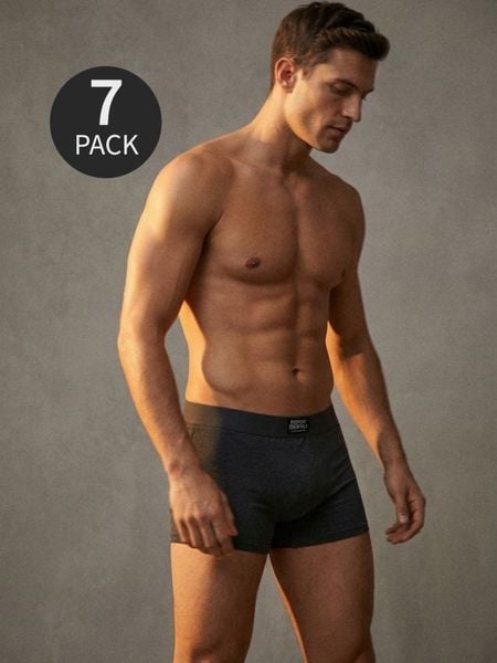 Bawełniane bokserki Classic 7 pack - szary. Szare bokserki męskie Sinsay, bez wzorów, z bawełny. Za 55.99 zł.
