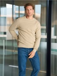 Sweter - beżowy. Brązowe swetry męskie Sinsay, l, bez wzorów, z bawełny, bez kołnierzyka. W wyprzedaży za 29.99 zł.