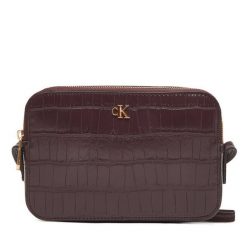 Torebka Calvin Klein. Czerwone listonoszki damskie CALVIN KLEIN, bez wzorów, bez dodatków. Za 379.99 zł.