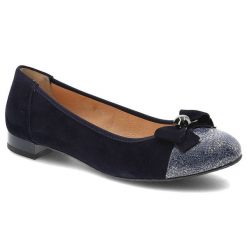 Granatowe Półbuty Gamis Eleganckie Skórzane Buty Damskie. Niebieskie półbuty damskie GAMIS, bez wzorów, ze skóry, eleganckie, bez obcasa, na płaskiej podeszwie. Za 189.00 zł.