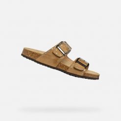Sandały damskie Geox Brionia R I. Czerwone sandały damskie Geox, bez wzorów, z gumy, bez obcasa. Za 381.00 zł.