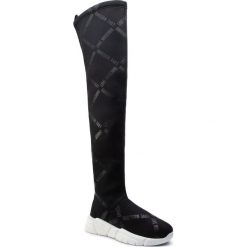 Muszkieterki LOVE MOSCHINO - JA15443G18IT000A Ner. Czarne kozaki damskie Love Moschino, z materiału, bez obcasa. Za 1,189.00 zł.