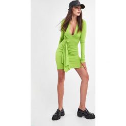 Sukienka PATRIZIA PEPE. Sukienki damskie Patrizia Pepe, xs, bez wzorów, bez kołnierzyka, bez ramiączek. W wyprzedaży za 723.87 zł.