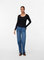ONLY Koszulka w kolorze czarnym rozmiar: XL. Czarne bluzki damskie Only, xl, bez wzorów, bez kołnierzyka, bez ramiączek. Za 118.84 zł.