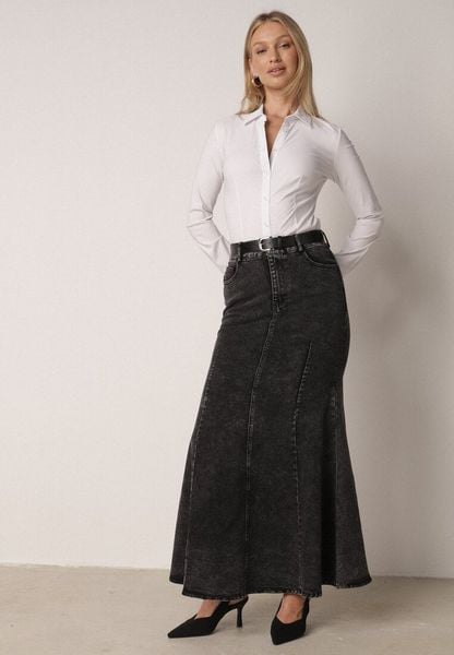 Czarna Bawełniana Spódnica Denimowa o Kroju Syrenki z Paskiem Agenia. Czarne spódniczki damskie Born2be, l, bez wzorów, z bawełny, biznesowe, maxi, koszulowe. Za 159.99 zł.