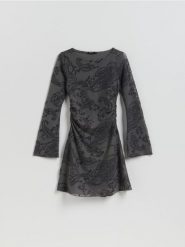 Wzorzysta sukienka mini - ciemnoszary. Szare sukienki damskie Reserved, l, bez wzorów, z dzianiny, bez kołnierzyka, bez ramiączek, mini, dopasowane. Za 109.99 zł.