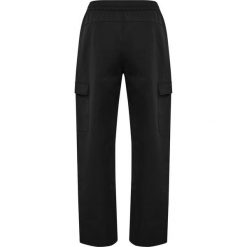 Spodnie cargo Hummel Tech. Czarne spodnie materiałowe męskie HUMMEL, bez wzorów, z materiału, sportowe. Za 286.00 zł.