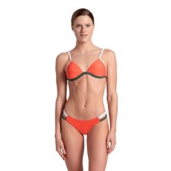 Strój kąpielowy damski dwuczęściowy bikini na basen plażę Arena Bikini. Czerwone bikini damskie Arena, bez wzorów. Za 99.99 zł.