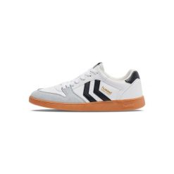 Buty halowe Hummel Perfekt Cl. Białe buty sportowe na co dzień damskie HUMMEL, bez wzorów, do piłki ręcznej. Za 213.00 zł.