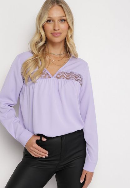 Fioletowa Bluzka z Haftem Destyn. Fioletowe bluzki damskie Born2be, m, bez wzorów, z koronki, bez kołnierzyka, bez ramiączek. Za 139.99 zł.