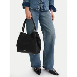 Torebka Nine West. Czarne torebki klasyczne damskie Nine West, bez wzorów, bez dodatków. Za 199.99 zł.