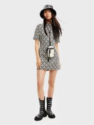 Desigual Sukienka dzianinowa Karen 22WWVK72 Kolorowy Regular Fit. Sukienki damskie Desigual, m, bez wzorów, z dzianiny, bez kołnierzyka, bez ramiączek. Za 229.99 zł.