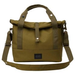 Weathergoods Sweden torba CITY na ramię i bagażnik oliwkowa. Zielone torby męskie na ramię WEATHER GOODS, bez wzorów, z poliesteru, na ramię. Za 710.50 zł.