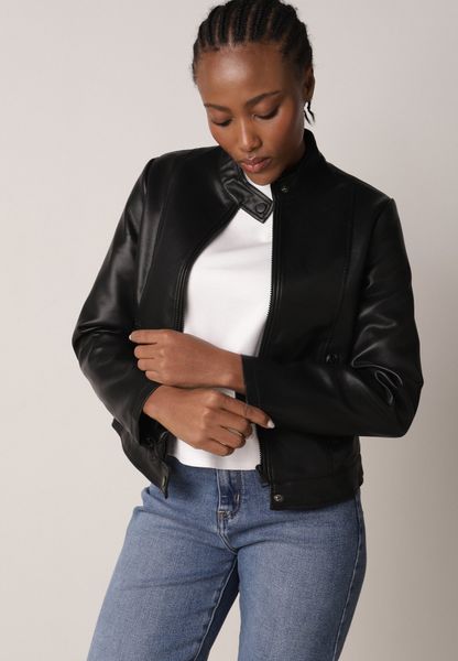 Czarna Klasyczna Kurtka Ramoneska o Dopasowanym Kroju ze Stójką Leamariel. Czarne kurtki damskie Born2be, l, bez wzorów, z jeansu, bez kaptura. Za 119.99 zł.