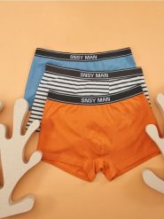 Bokserki 3 pack - wielobarwny. Bokserki męskie Sinsay, bez wzorów, z gumy. Za 35.99 zł.