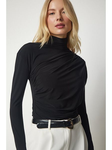 Happiness Istanbul Koszulka w kolorze czarnym rozmiar: 38. Czarne bluzki damskie Happiness Istanbul, bez wzorów, bez kołnierzyka. Za 61.31 zł.