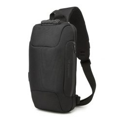 Plecak antykradzieżowy z USB WOZINSKY. Czarne plecaki męskie Wozinsky, bez wzorów, z materiału. Za 189.00 zł.