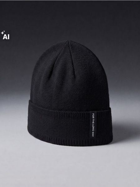 Czapka beanie z wiskozą i naszywką - czarny. Czarne czapki męskie Sinsay, z aplikacjami, z wiskozy. Za 19.99 zł.