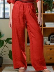 Spodnie wide leg z modalem - czerwony. Czerwone spodnie materiałowe damskie Sinsay, bez wzorów. Za 59.99 zł.
