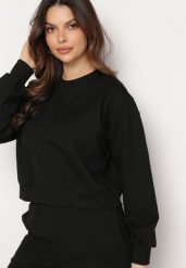Czarna Bawełniana Bluza Oversize o Krótszym Kroju Vesperana. Czarne bluzy bez kaptura damskie Born2be, l, z bawełny. Za 99.99 zł.