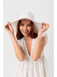 Lucky Bees Kapelusz przeciwsłoneczny w kolorze białym rozmiar: onesize. Białe kapelusze damskie Lucky Bees, bez wzorów, z materiału. Za 78.99 zł.