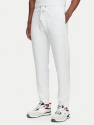 Beverly Hills Polo Club Spodnie dresowe M6340B Biały Regular Fit. Białe spodnie dresowe męskie Beverly Hills Polo Club, bez wzorów, z bawełny. Za 220.99 zł.
