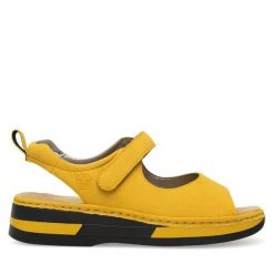 Sandały Rieker. Żółte sandały damskie Rieker, bez wzorów, bez obcasa, na płaskiej podeszwie. Za 299.99 zł.